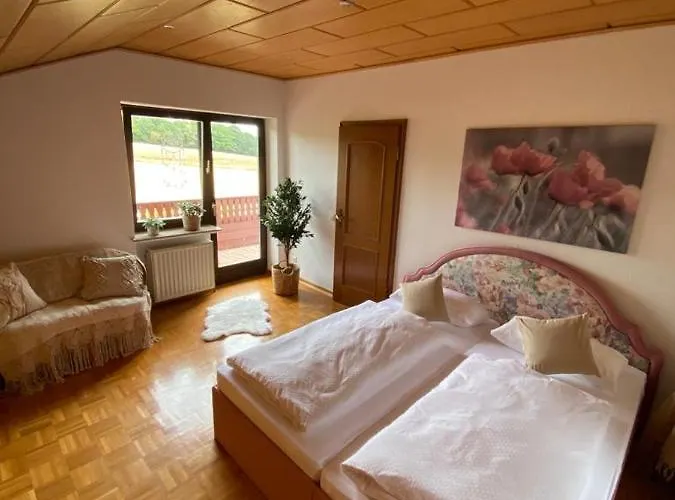 Idyllisches “werra Ausblick” Am Meißner Villa